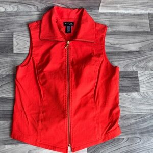 🟣Attyre Women's Vibrant Orange Vest